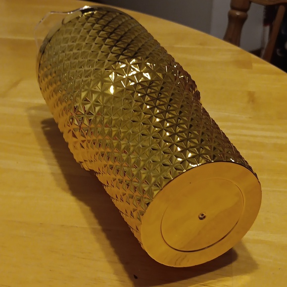 Gold or Silver 30oz Studded Tumbler NWT - Picture 5 of 6